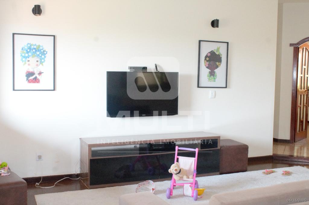 Casa, 4 quartos, 285 m² - Foto 7