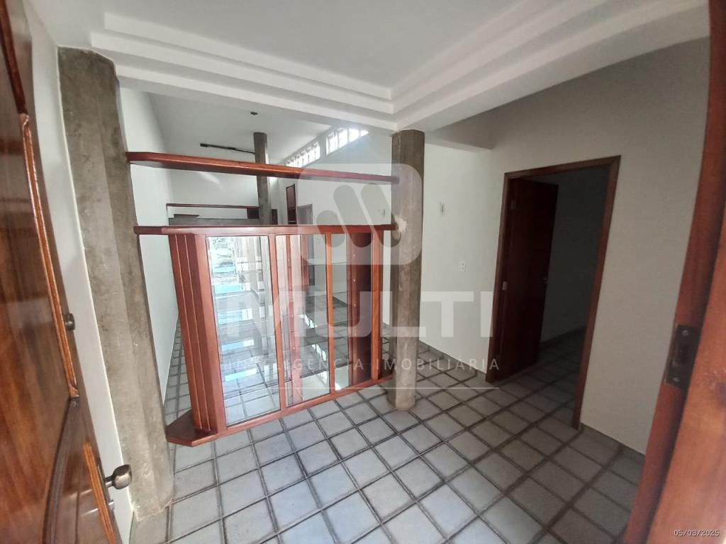 Casa, 3 quartos, 300 m² - Foto 1