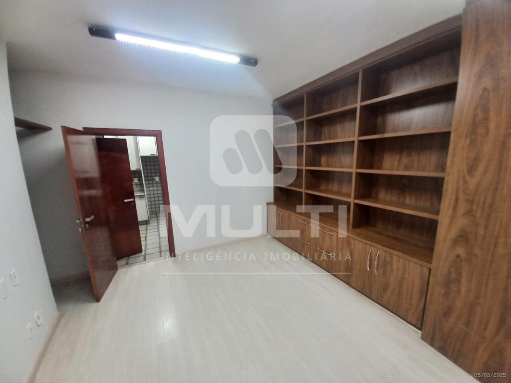 Casa, 3 quartos, 300 m² - Foto 14