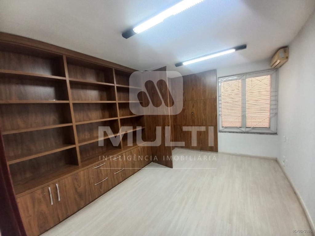 Casa, 3 quartos, 300 m² - Foto 15