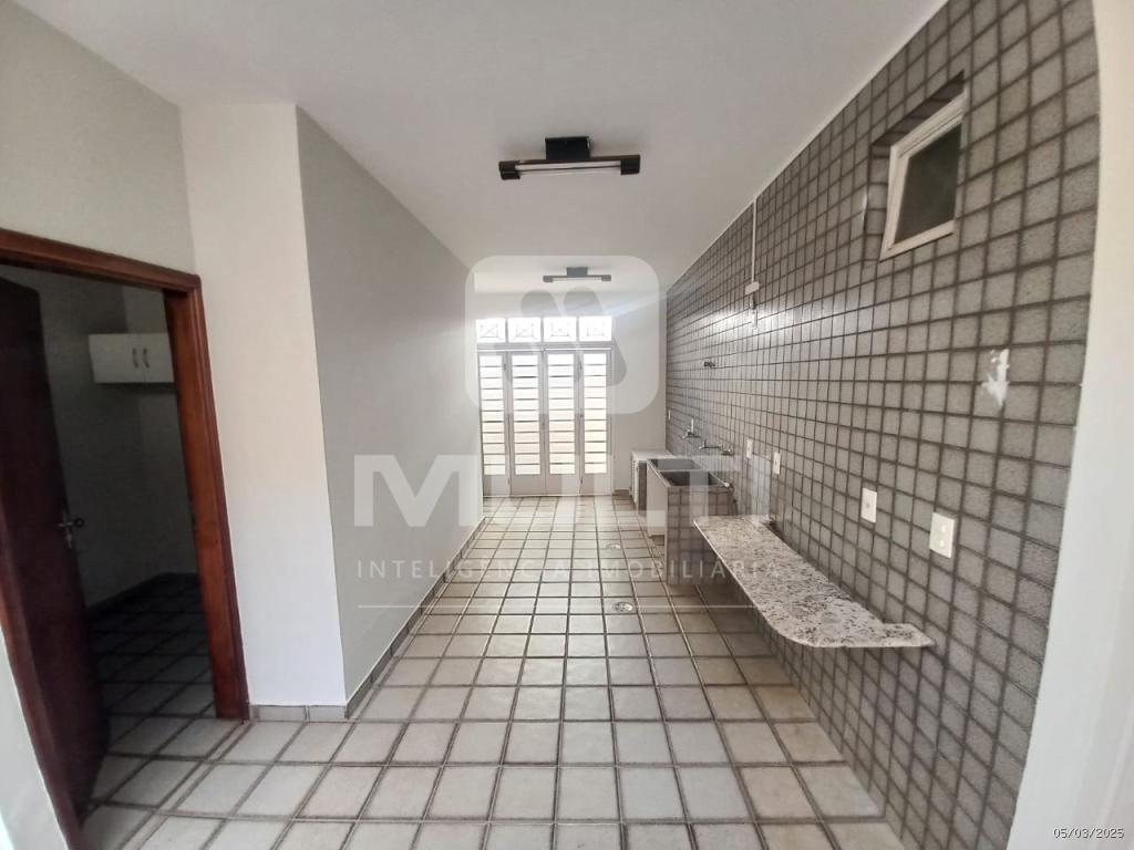 Casa, 3 quartos, 300 m² - Foto 19