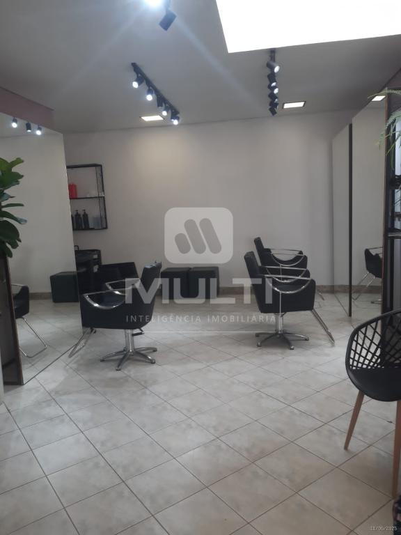 Casa à venda com 3 quartos, 120m² - Foto 7