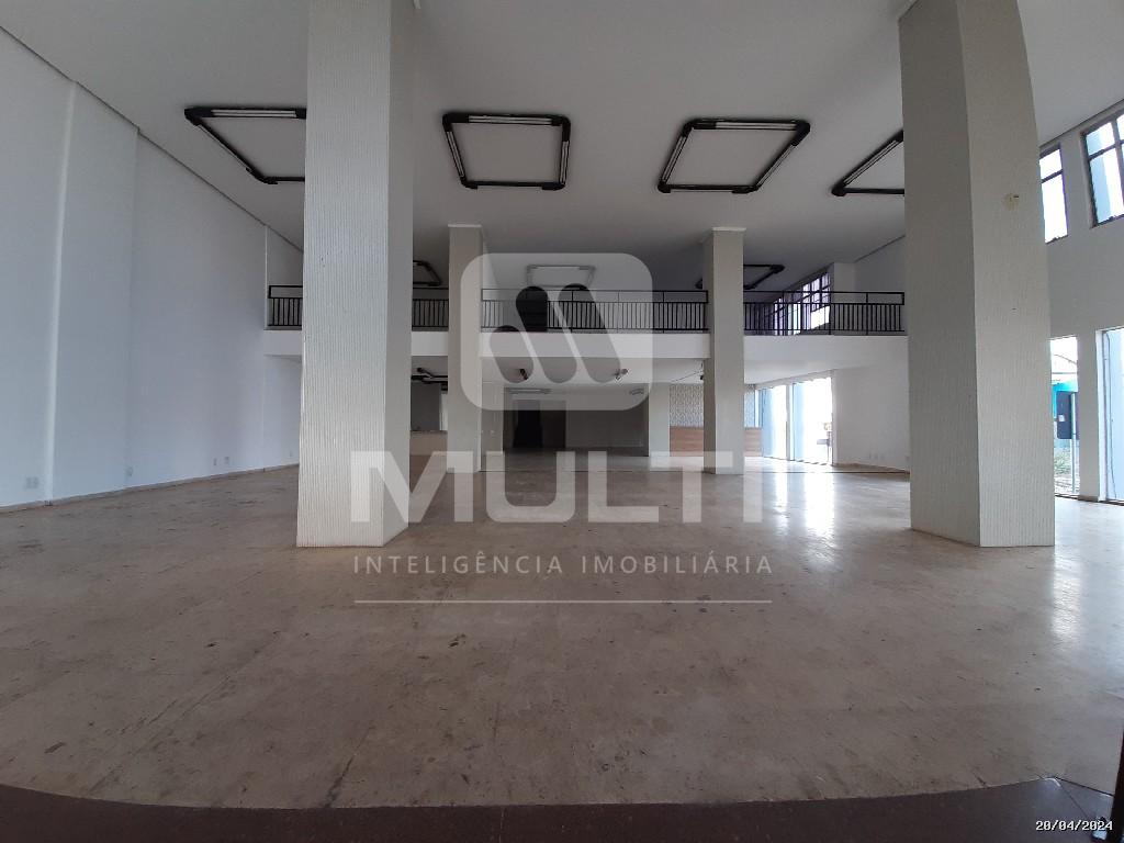 Loja-Salão, 700 m² - Foto 1