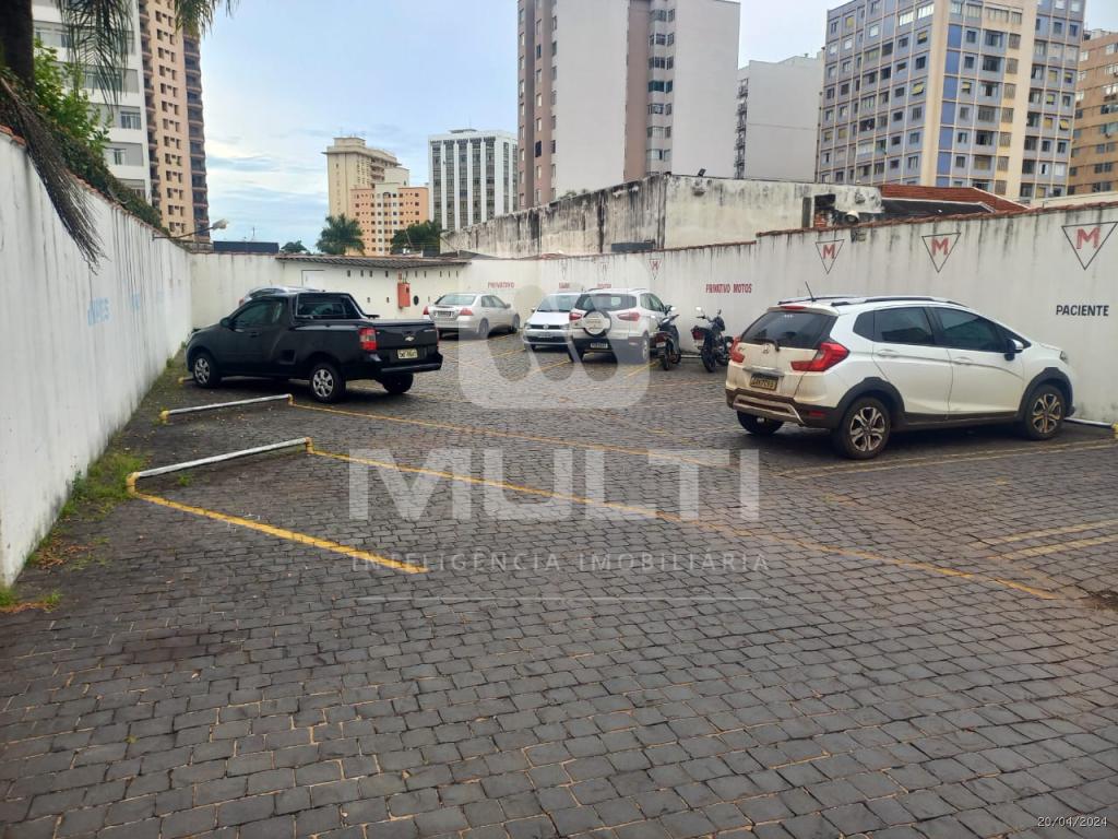 Casa à venda com 1 quarto, 285m² - Foto 1