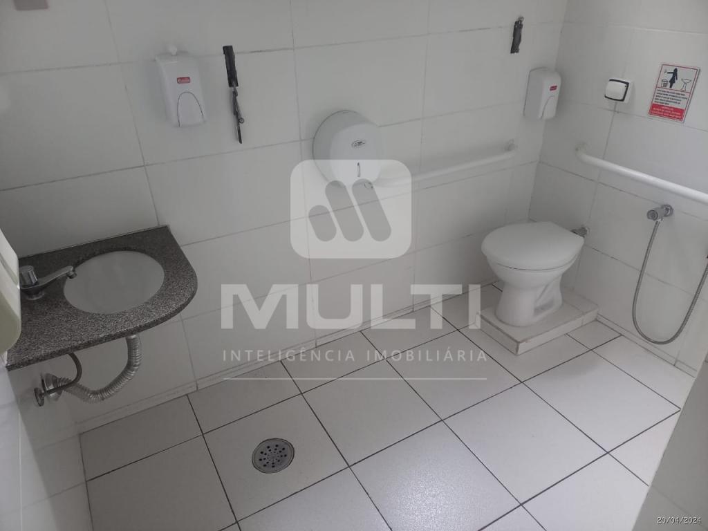 Casa à venda com 1 quarto, 285m² - Foto 8