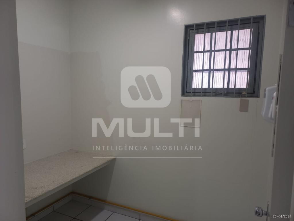 Casa à venda com 1 quarto, 285m² - Foto 15