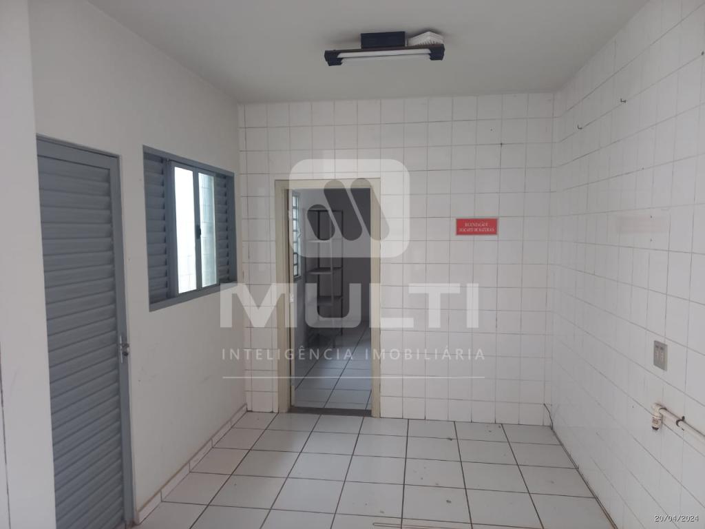 Casa à venda com 1 quarto, 285m² - Foto 25
