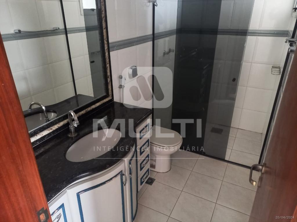 Casa, 4 quartos, 239 m² - Foto 13