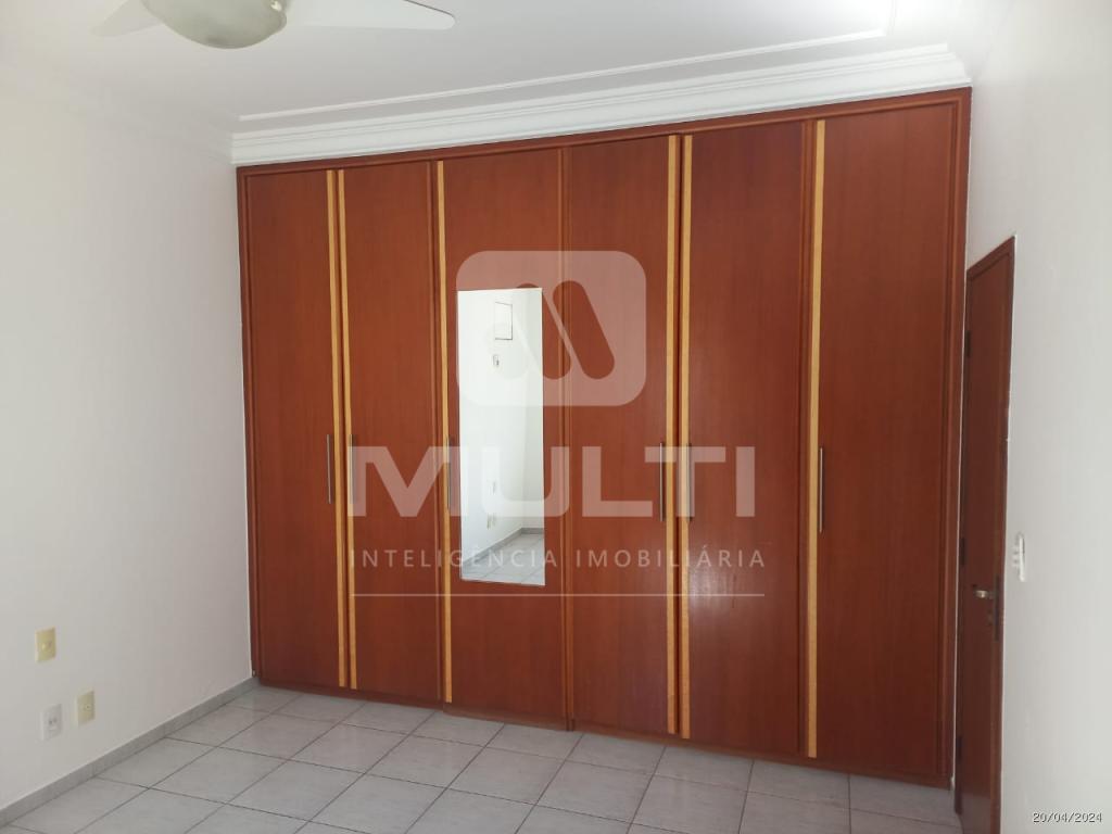 Casa, 4 quartos, 239 m² - Foto 24