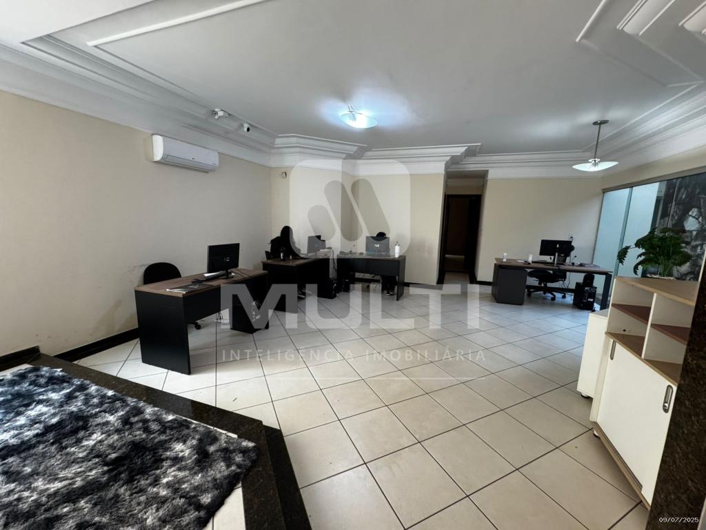 Casa, 3 quartos, 220 m² - Foto 11