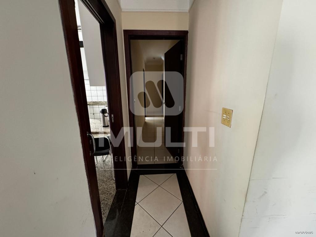 Casa, 3 quartos, 220 m² - Foto 13