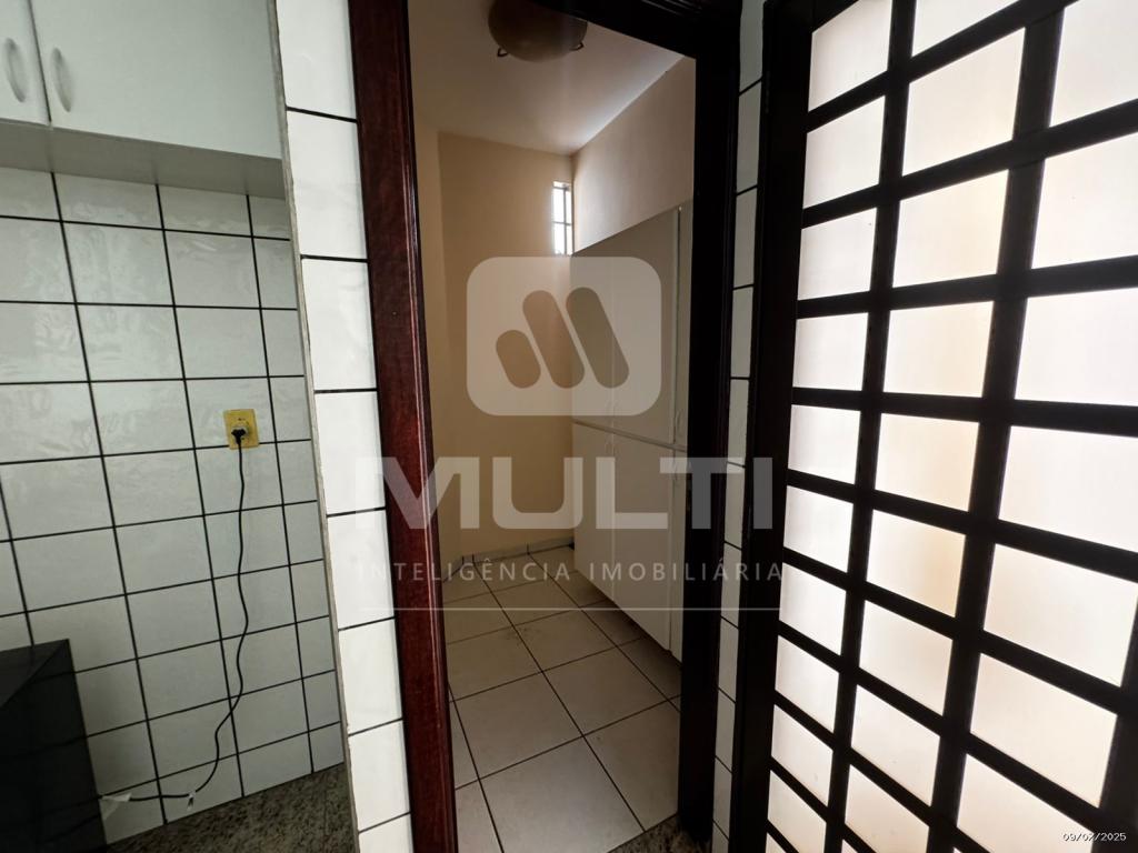Casa, 3 quartos, 220 m² - Foto 17