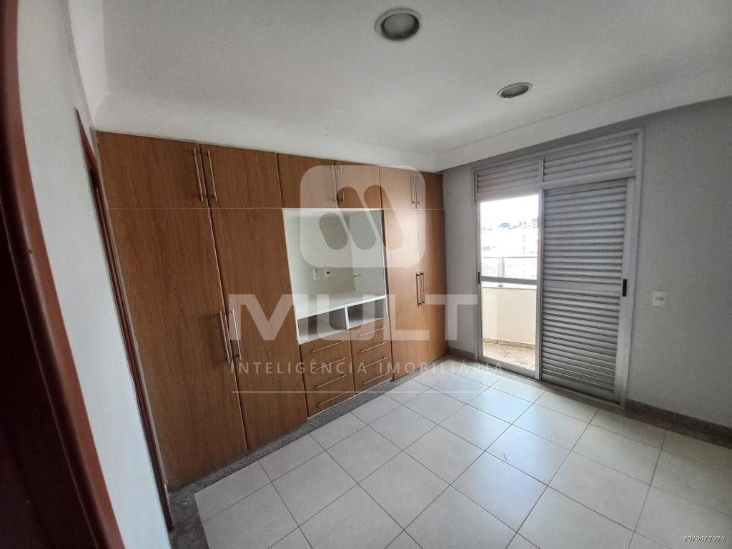 Cobertura à venda com 3 quartos, 209m² - Foto 6