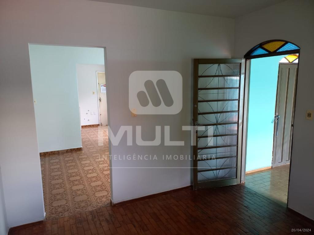 Casa, 3 quartos, 126 m² - Foto 1