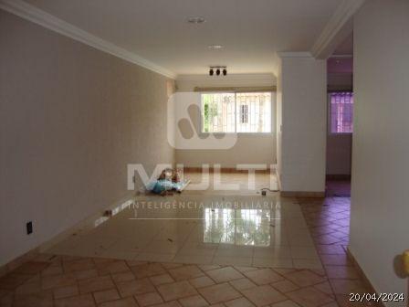 Casa, 3 quartos, 300 m² - Foto 1