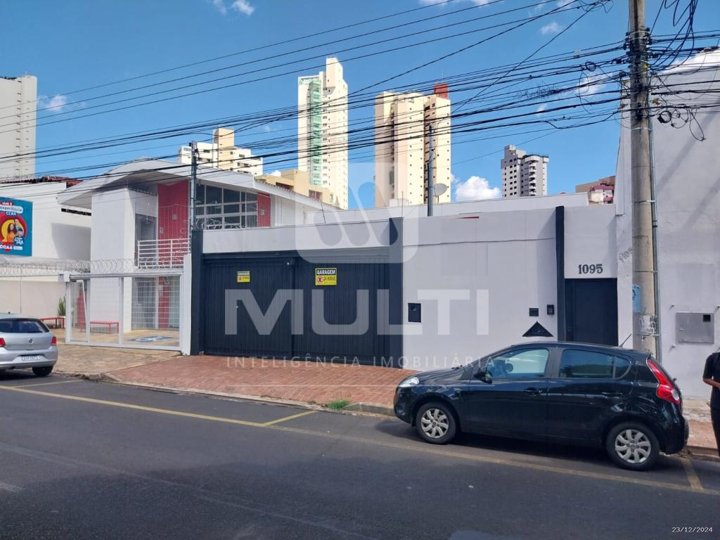 Casa à venda com 1 quarto, 200m² - Foto 1