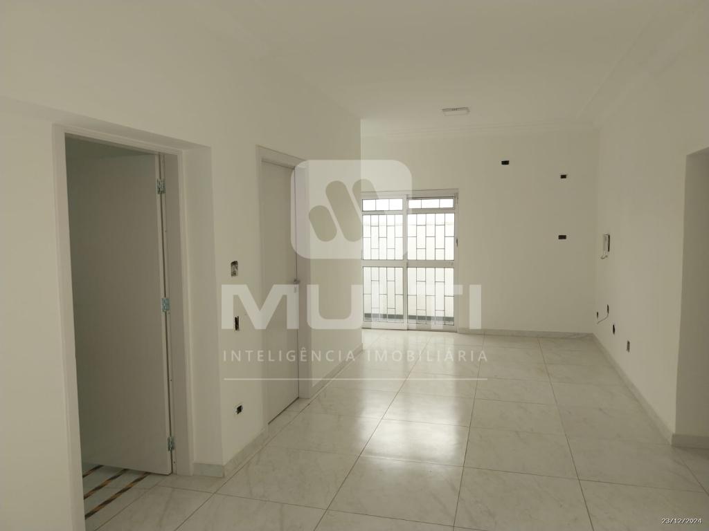 Casa à venda com 1 quarto, 200m² - Foto 5