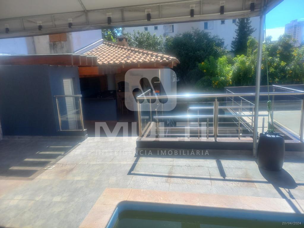 Casa, 4 quartos, 240 m² - Foto 14