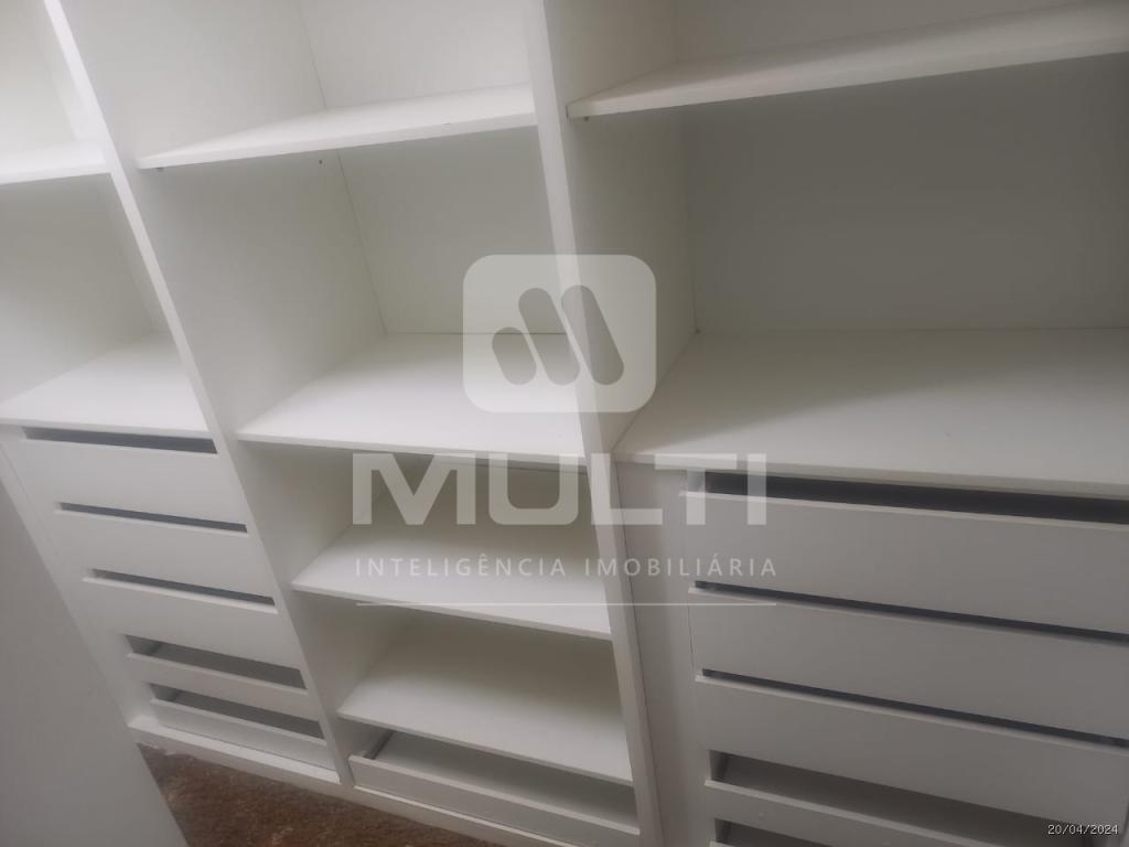 Casa, 4 quartos, 240 m² - Foto 28