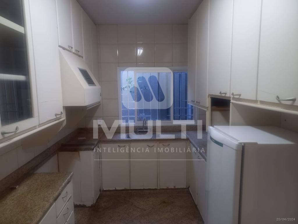 Casa, 4 quartos, 240 m² - Foto 40