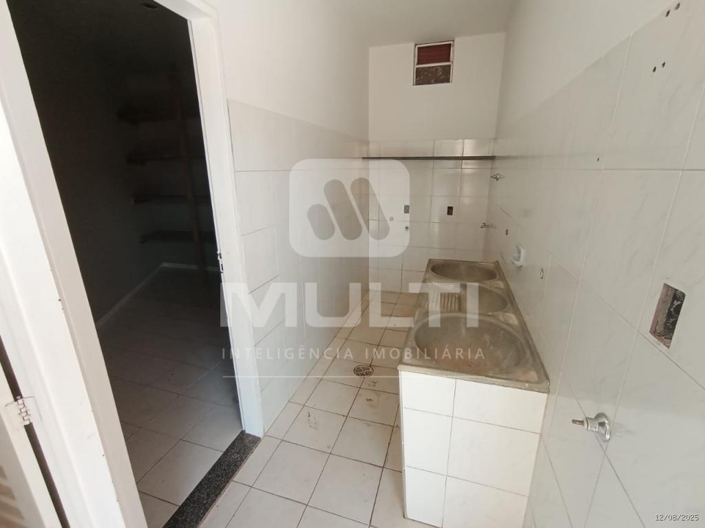 Casa, 4 quartos, 200 m² - Foto 24