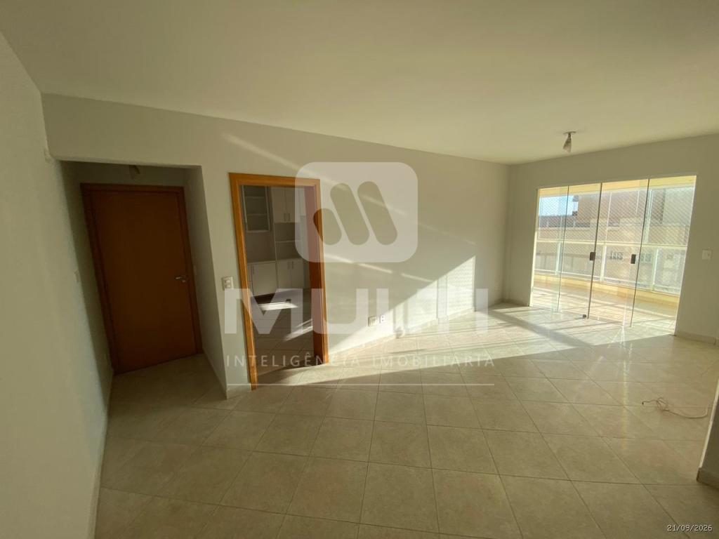 Apartamento, 3 quartos, 131 m² - Foto 2