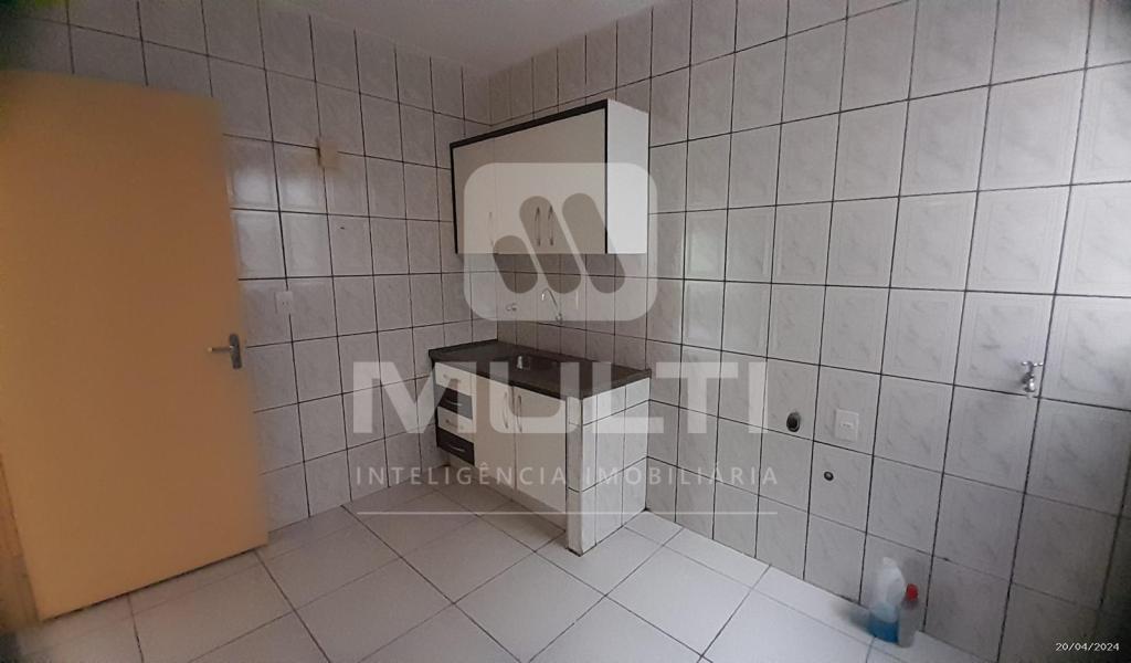 Apartamento à venda com 3 quartos, 70m² - Foto 3