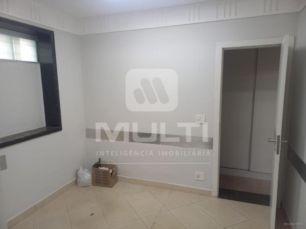 Casa à venda com 1 quarto, 136m² - Foto 7