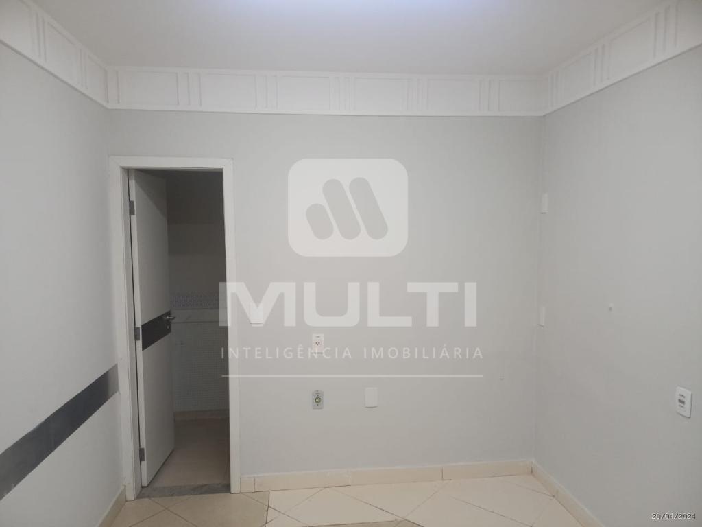 Casa à venda com 1 quarto, 136m² - Foto 13