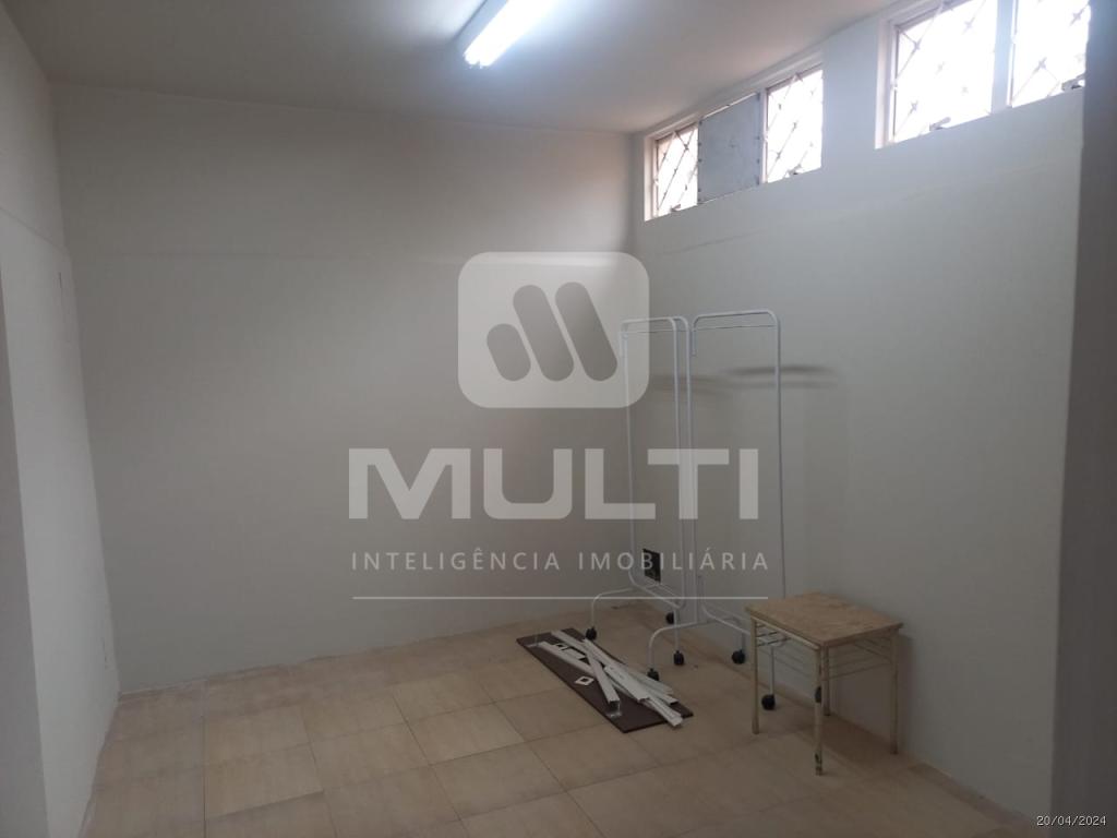 Casa à venda com 1 quarto, 136m² - Foto 16