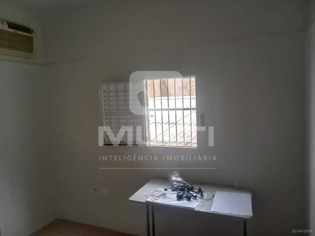 Casa à venda com 1 quarto, 136m² - Foto 18