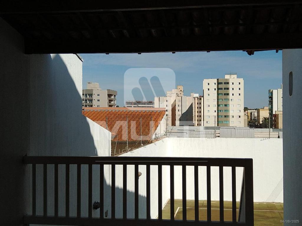 Casa, 4 quartos, 372 m² - Foto 3