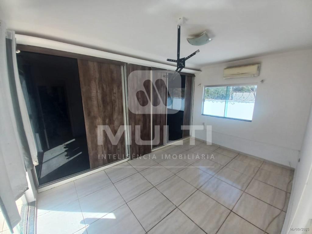 Casa, 5 quartos, 250 m² - Foto 8