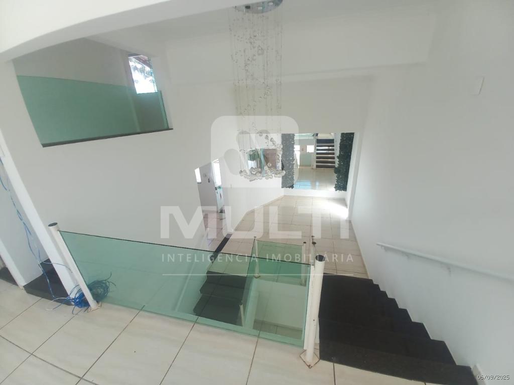 Casa, 5 quartos, 250 m² - Foto 9