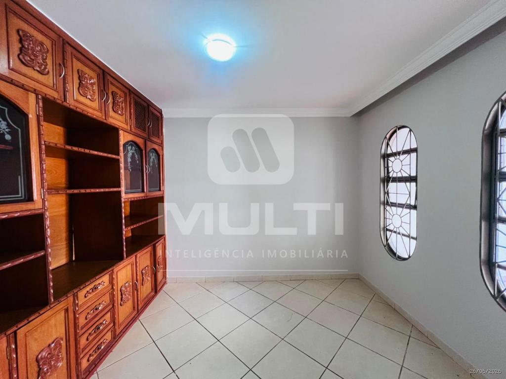 Casa, 3 quartos, 186 m² - Foto 3
