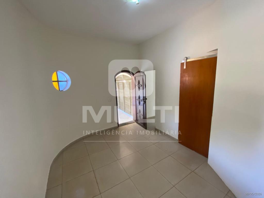 Casa, 5 quartos, 289 m² - Foto 2