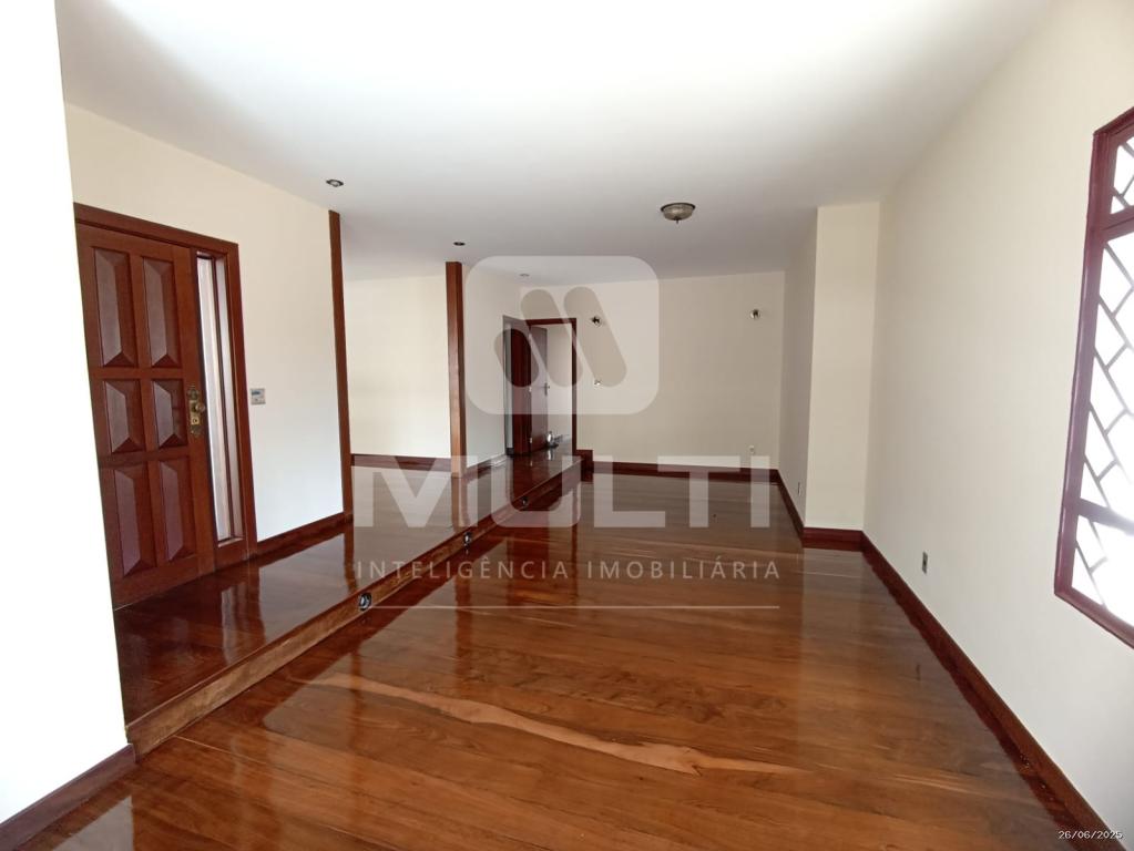 Casa, 4 quartos, 392 m² - Foto 9