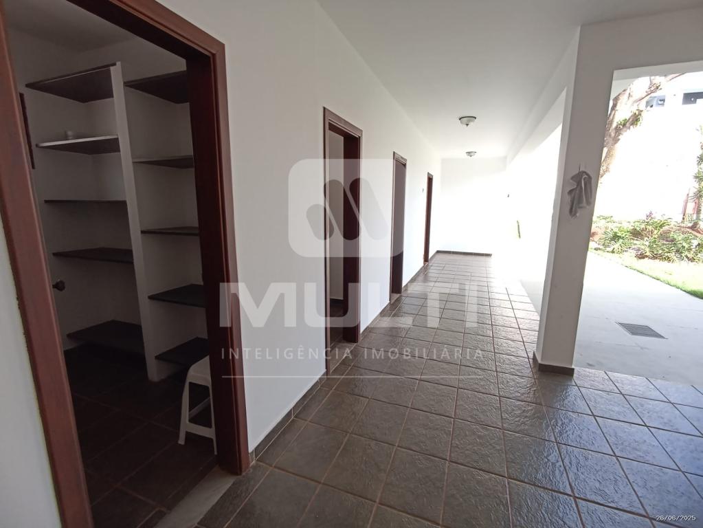 Casa, 4 quartos, 392 m² - Foto 31
