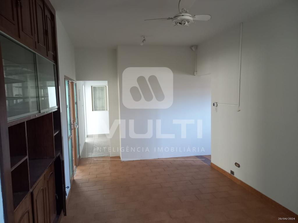 Casa à venda com 5 quartos, 300m² - Foto 12