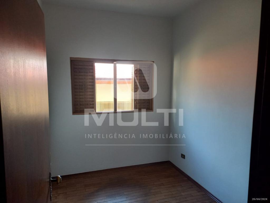 Casa à venda com 5 quartos, 300m² - Foto 18