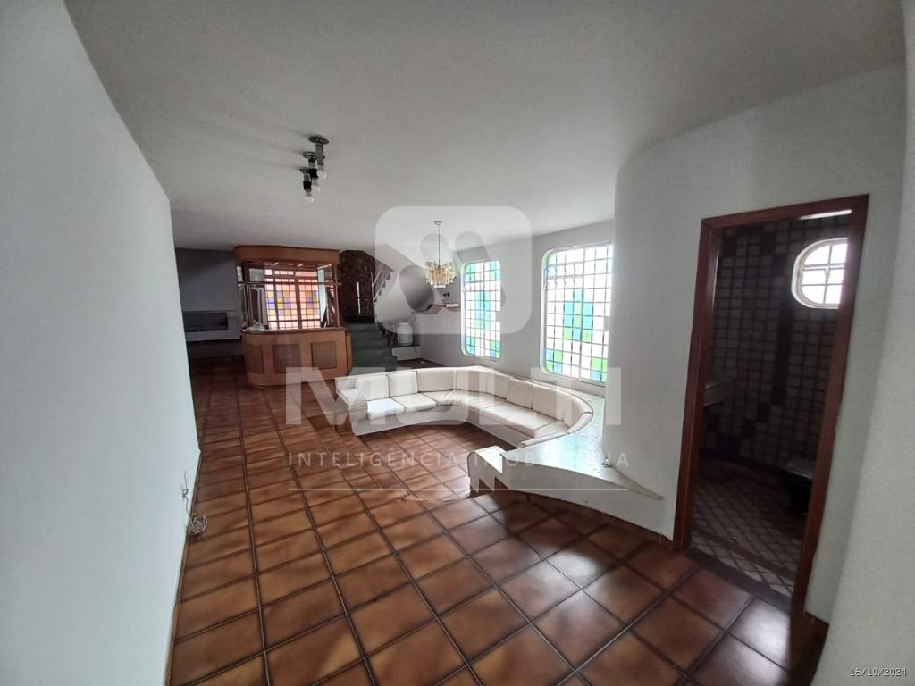 Casa, 3 quartos, 365 m² - Foto 1