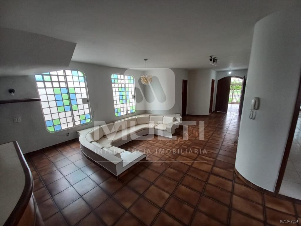 Casa, 3 quartos, 365 m² - Foto 3