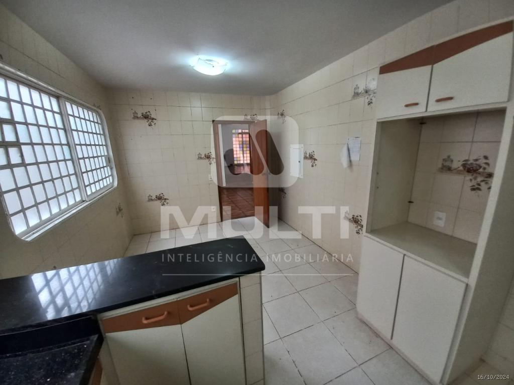 Casa, 3 quartos, 365 m² - Foto 23
