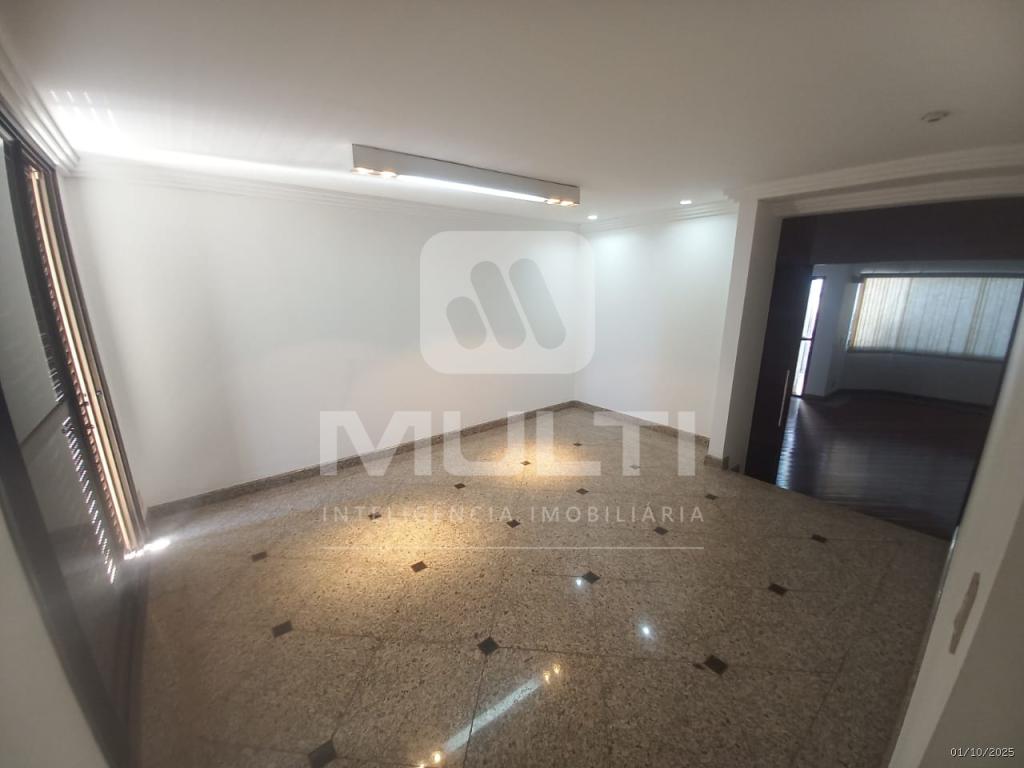 Casa, 3 quartos, 378 m² - Foto 9