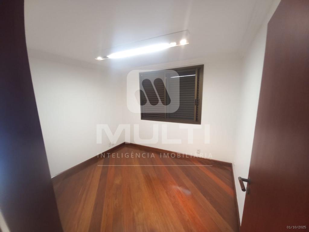 Casa, 3 quartos, 378 m² - Foto 11