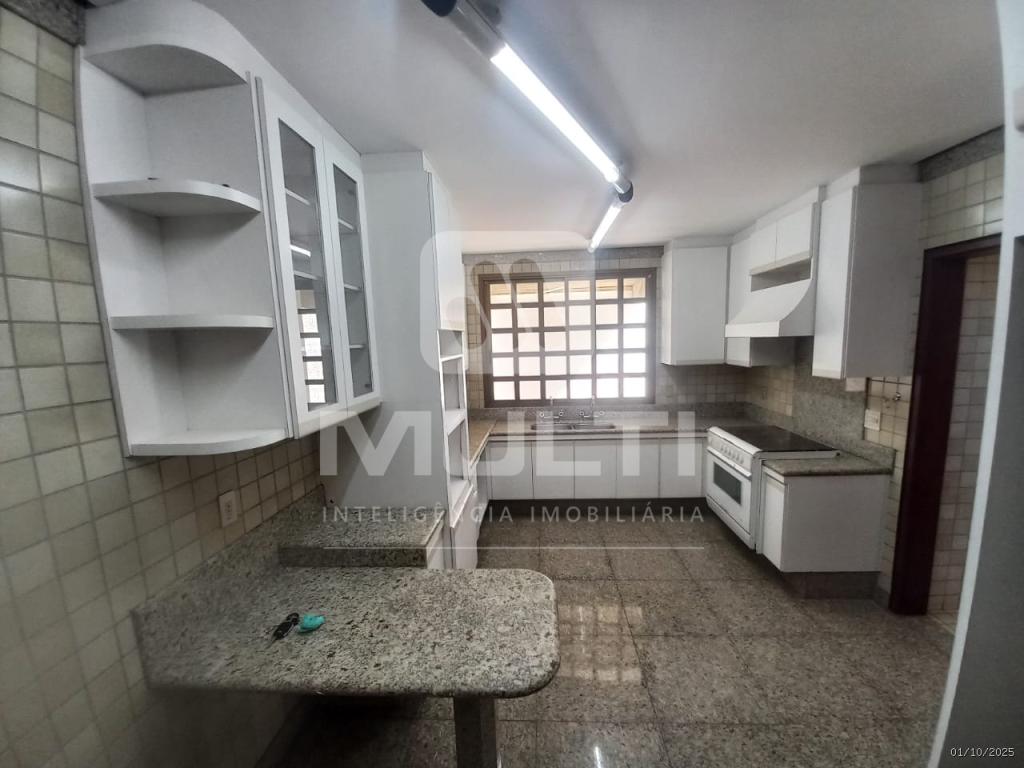 Casa, 3 quartos, 378 m² - Foto 30