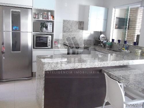 Casa, 3 quartos, 270 m² - Foto 11