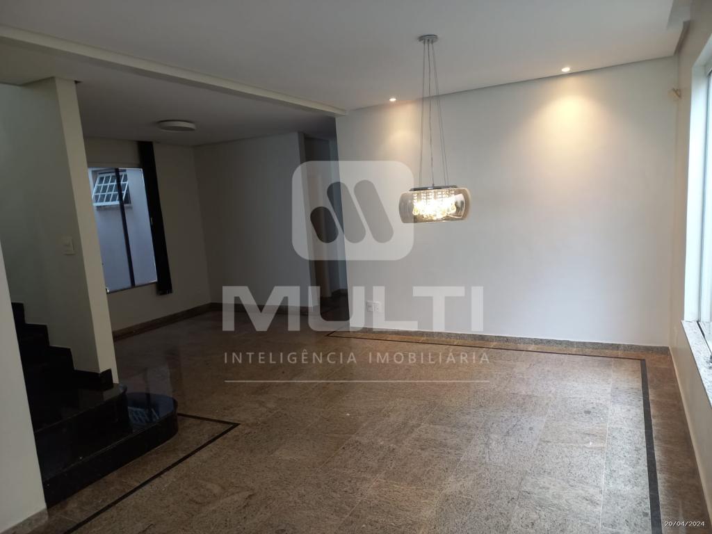 Casa à venda com 4 quartos, 275m² - Foto 6