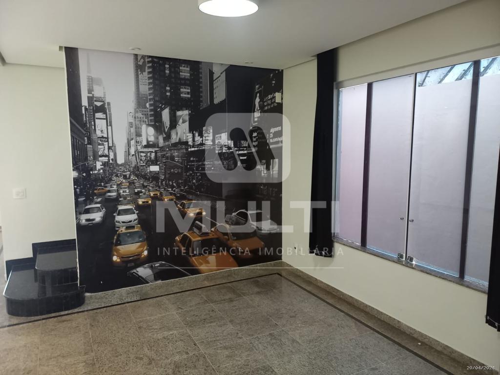 Casa à venda com 4 quartos, 275m² - Foto 8