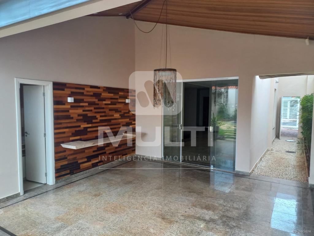 Casa à venda com 4 quartos, 275m² - Foto 25